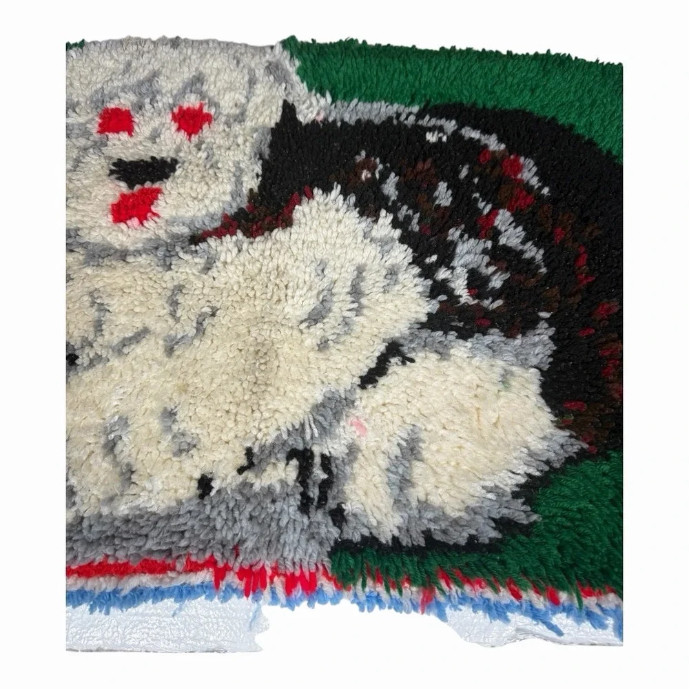 Vintage Latch Hook Rug Old English Sheep Dog R851 Completed 20